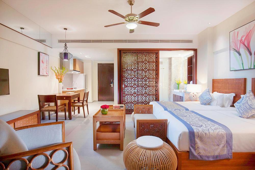 Aloha Oceanfront Suite Resort Lingshui  Eksteriør billede
