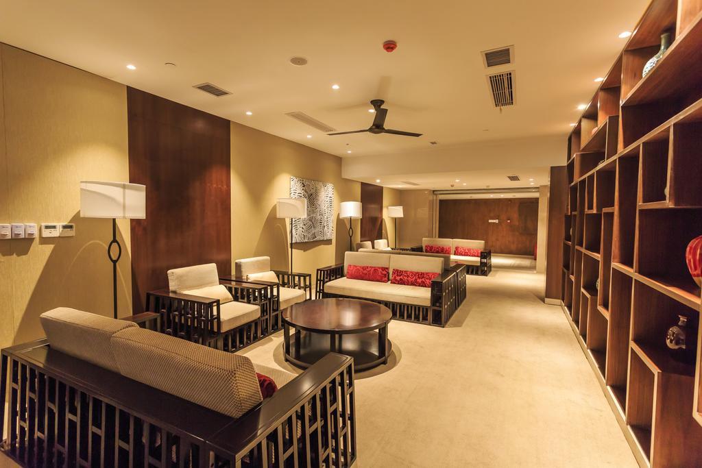 Aloha Oceanfront Suite Resort Lingshui  Eksteriør billede